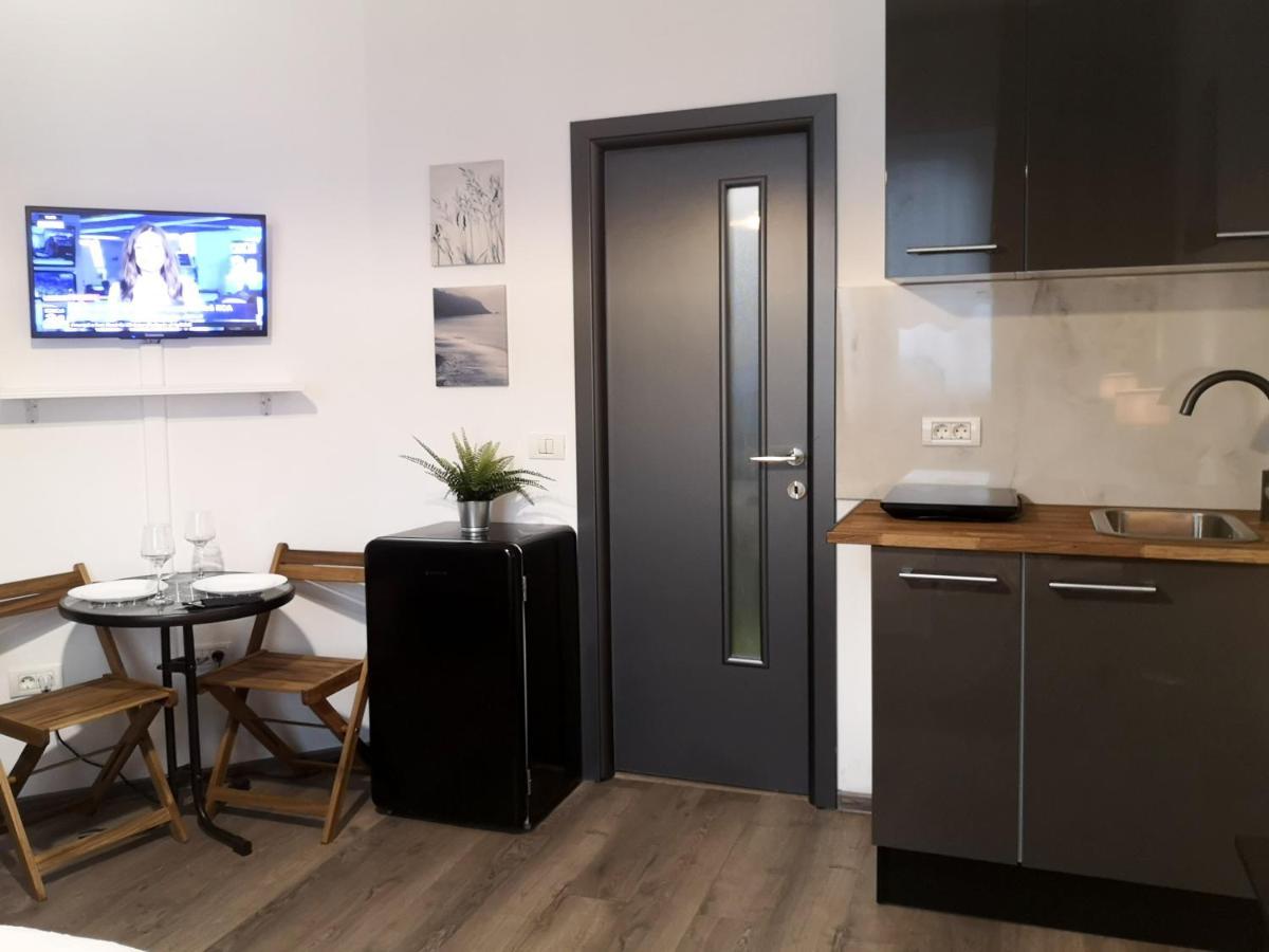 Amzei Studios & Suites Boekarest Buitenkant foto
